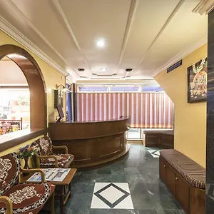 Chandra Palace Lodge